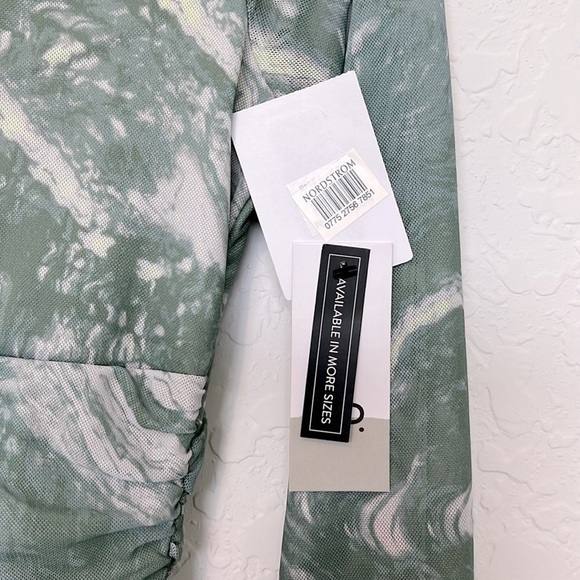 NWT BP Ruched Mesh Long Sleeve Bodycon Dress Green Marble Fabric Size Small - Picture 6 of 8